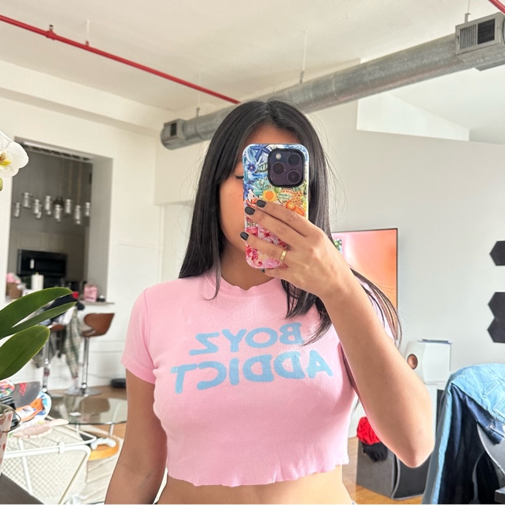 Pink Crop Top with Short Sleeves and Crew Neck